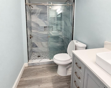 2015 Reston Road - Photo Thumbnail 23