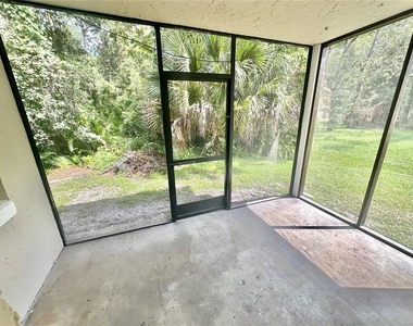 2549 S Oak Avenue - Photo Thumbnail 12