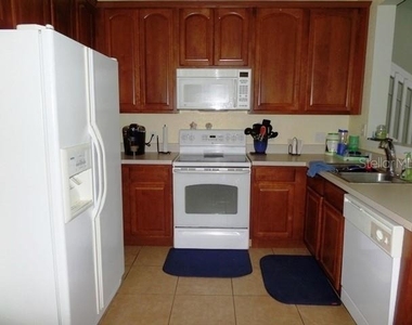 2511 Stockton Drive - Photo Thumbnail 5
