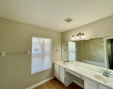 2511 Stockton Drive - Photo Thumbnail 14