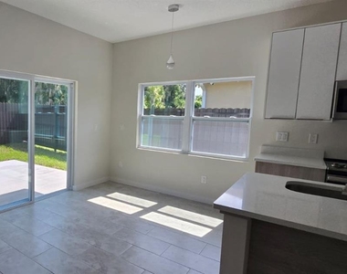 13911 Ginger Creek Boulevard - Photo Thumbnail 6
