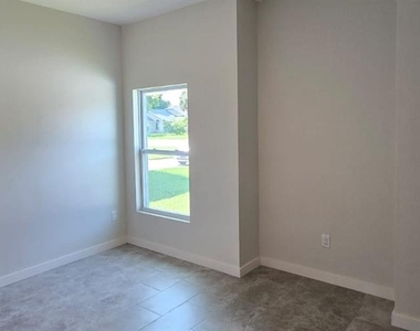 13911 Ginger Creek Boulevard - Photo Thumbnail 13