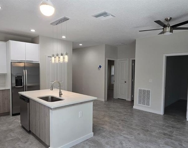 13911 Ginger Creek Boulevard - Photo Thumbnail 5