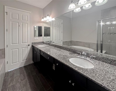 1863 Piedmont Place - Photo Thumbnail 16