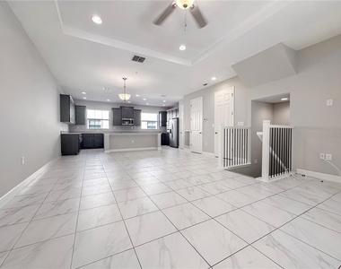 1863 Piedmont Place - Photo Thumbnail 6