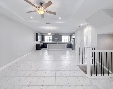 1863 Piedmont Place - Photo Thumbnail 10