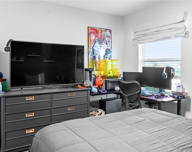 11811 Pulitzer Place - Photo Thumbnail 27