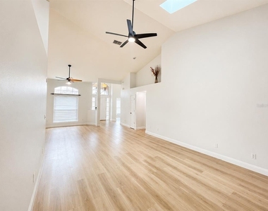 2226 Lake Marion Drive - Photo Thumbnail 4