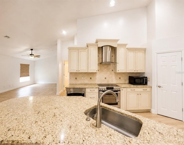 2226 Lake Marion Drive - Photo Thumbnail 5