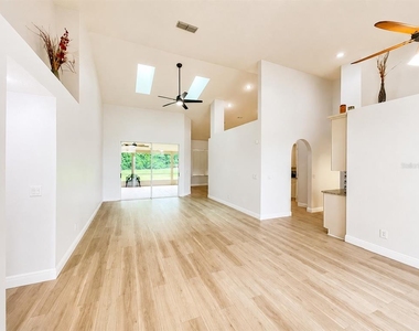 2226 Lake Marion Drive - Photo Thumbnail 3