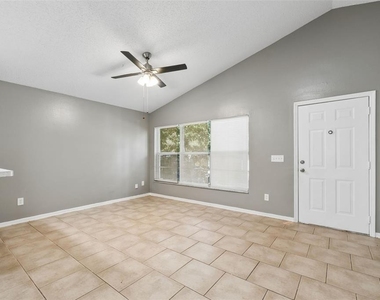 5518 Pinto Way - Photo Thumbnail 3