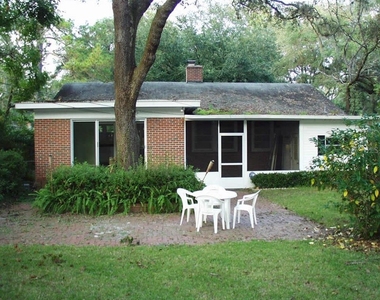 1617 Nw 7th Place - Photo Thumbnail 10