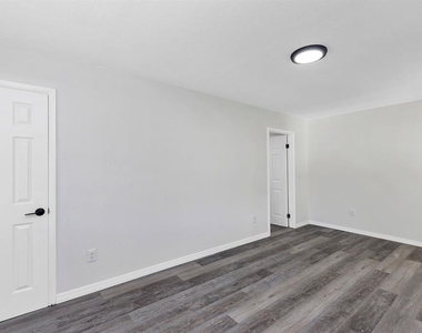 751 Bellevue Avenue - Photo Thumbnail 1