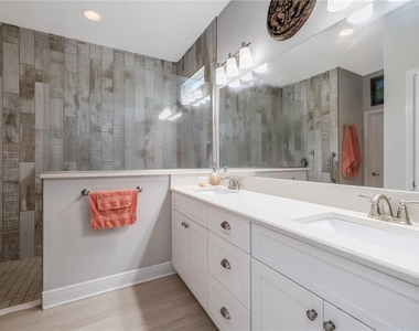 3069 Borassus Drive - Photo Thumbnail 14