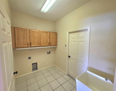 3461 Longview Lane - Photo Thumbnail 12