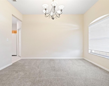 3461 Longview Lane - Photo Thumbnail 5