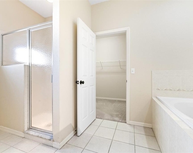 3461 Longview Lane - Photo Thumbnail 14