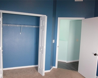 1014 Meadowood Pointe Road - Photo Thumbnail 10