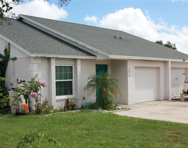 1014 Meadowood Pointe Road - Photo Thumbnail 1