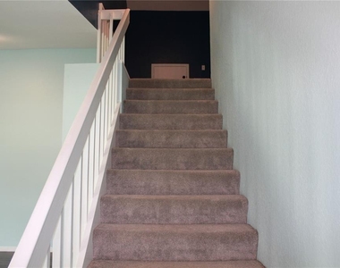 1014 Meadowood Pointe Road - Photo Thumbnail 18