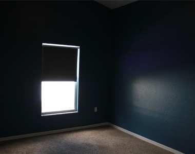 1014 Meadowood Pointe Road - Photo Thumbnail 9
