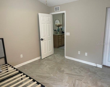 20 Empire Lane - Photo Thumbnail 10