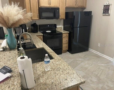 20 Empire Lane - Photo Thumbnail 4