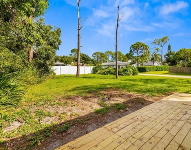 2004 Wood Hollow Place - Photo Thumbnail 41