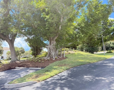 626 Bird Bay Drive S - Photo Thumbnail 26