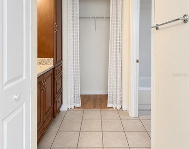 2901 26th Street W - Photo Thumbnail 11