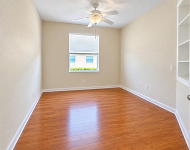8318 Summer Greens Terrace - Photo Thumbnail 2
