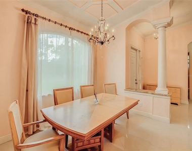 12080 Ronda Lane - Photo Thumbnail 11