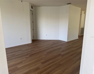 6952 Prosperity Circle - Photo Thumbnail 32