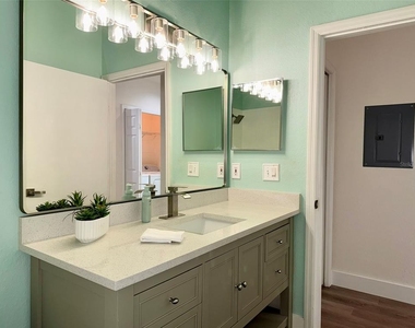 5152 Northridge Road - Photo Thumbnail 19
