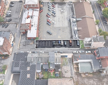 428 Northampton Street - Photo Thumbnail 4