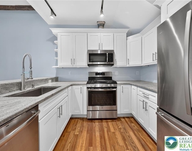 428 Northampton Street - Photo Thumbnail 15