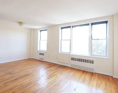 9602 4th Avenue - Photo Thumbnail 2