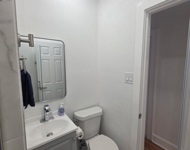 4002 Pershing Drive - Photo Thumbnail 9