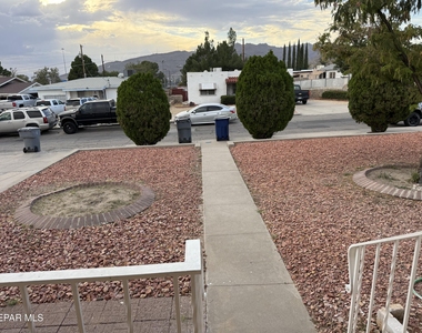 628 Loretto Road - Photo Thumbnail 10