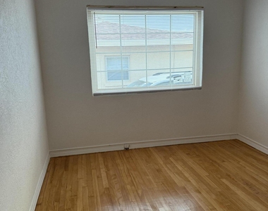 628 Loretto Road - Photo Thumbnail 5