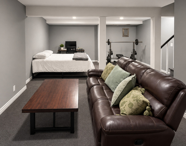 1081 Brooklawn Avenue - Photo Thumbnail 28