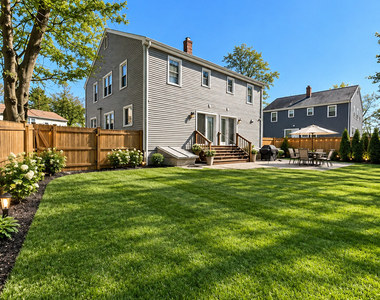 1081 Brooklawn Avenue - Photo Thumbnail 30