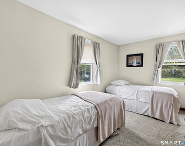 41 Harbor Avenue - Photo Thumbnail 12