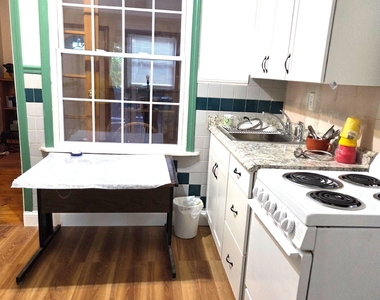 41 Vine Street - Photo Thumbnail 2