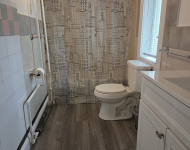 41 Vine Street - Photo Thumbnail 4