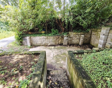 2004 Pioneer Ave - Photo Thumbnail 17