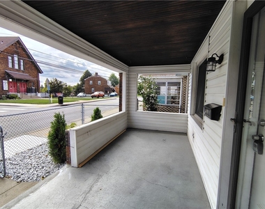 2004 Pioneer Ave - Photo Thumbnail 1