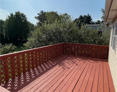 412 Mary St - Photo Thumbnail 27