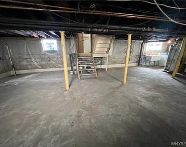 98 Freund Street - Photo Thumbnail 27