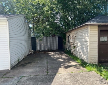 98 Freund Street - Photo Thumbnail 31